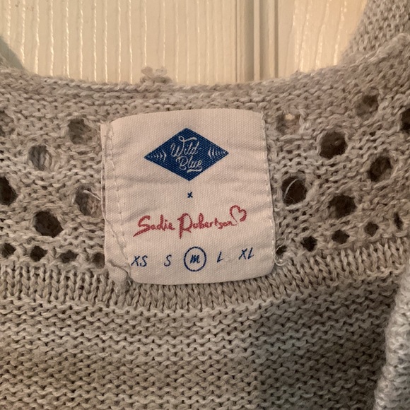 🌸LADIES CUTE SWEATER 🌸 - Picture 2 of 9